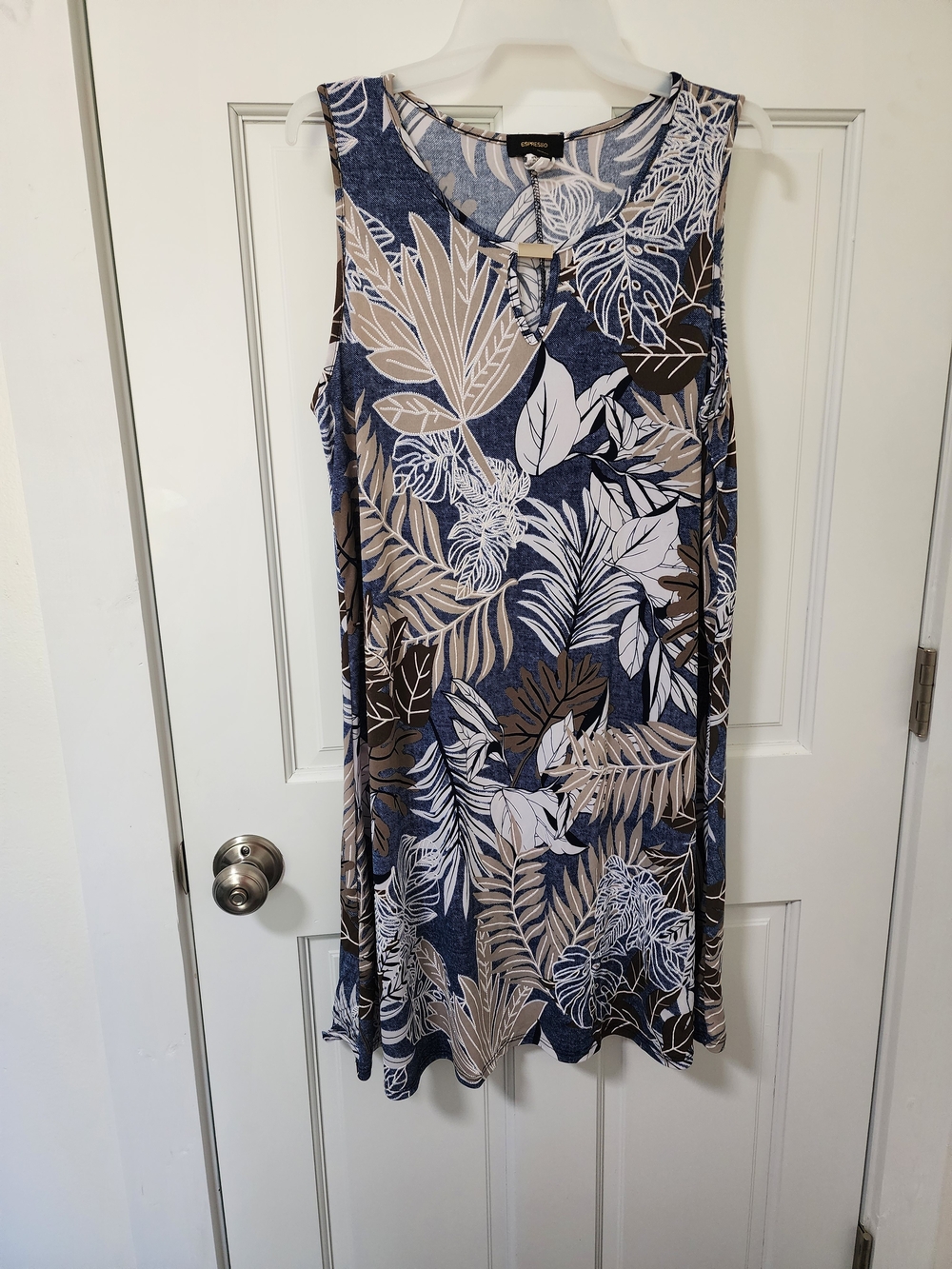 Espresso Navy, White & Tan Leaf-Print Midi Dress